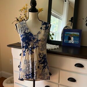 Rose & olive medium top.